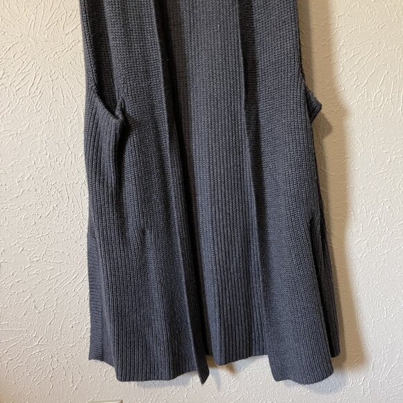 Halogen Gray Knit Ribbed Sweater Vest,  One Size - Picture 4 of 5